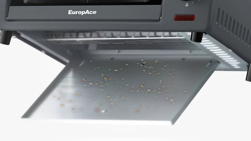 Crumb Tray for Easy Cleaning